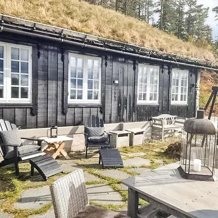 Semesterbostad 4 Bedroom Pet Friendly In