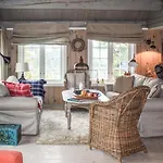 4 Bedroom Pet Friendly In Eggedal