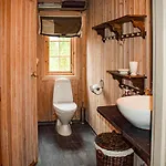 4 Bedroom Pet Friendly In